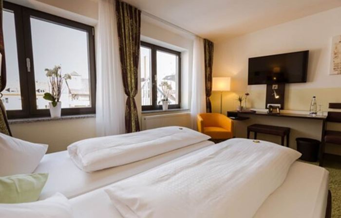 Hotel Arooma