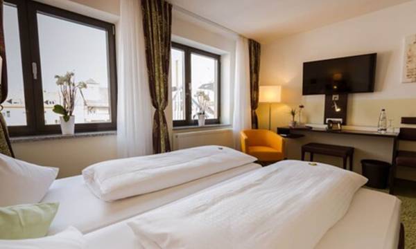 Hotel Arooma