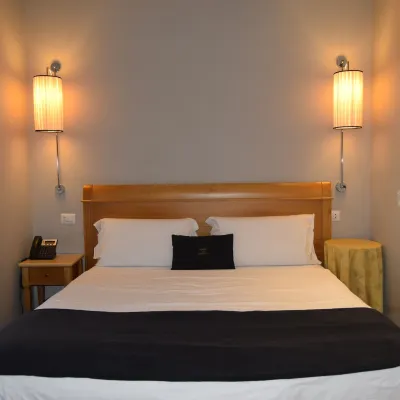 Hotel dei Quiriti Các khách sạn gần Quảng trường Piazza del Risorgimento