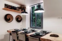 Just in Front - by Myhomeincomo Hotel di Cernobbio