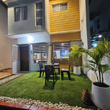 Davao City Airport Transient Rooms by Lemonique