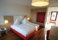 NP Hotel Ullrich Hotel di Lower Franconia
