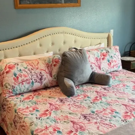 The Collins Inn and Seaside Cottages - Adults Only