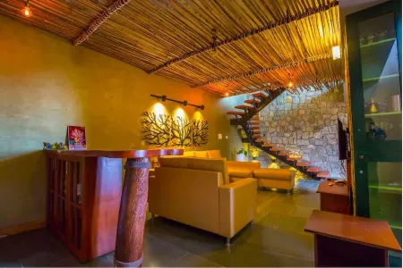 Leopardrock Wilderness Resort