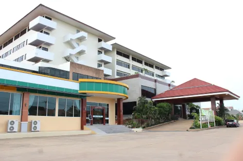 โรงแรมเจ.พี.เอ็มเมอรัลด์