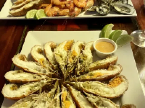 リーフ ゲートウェイ アパートメンツ ケアンズ・ノースのホテル