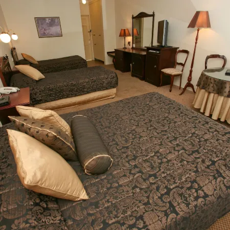 Australian Heritage Motor Inn