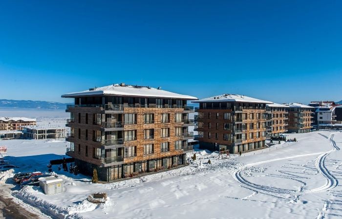 CORNELIA DELUXE RESIDENCE