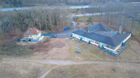 Skaerven Beachfront Condos and Cottage