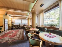 Hotel Santanton - breakfast