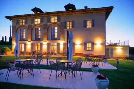 NaturalMente Wine Resort Отели в г. Кастельнуово-Кальчеа