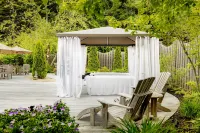 Spruce Point Inn Resort and Spa - СПА