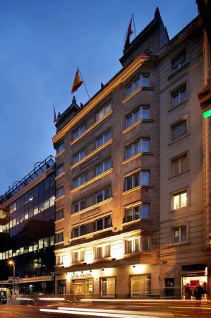 Hotel Condado Отели рядом с достопримечательностью «Порт- Олимпик»