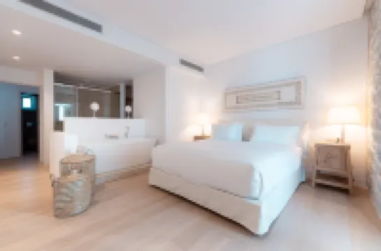 Ariá Estate Suites & Spa