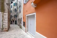 Apartment and Studio CA’ 3 VIE