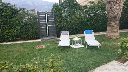 Diolkos Studios Отели в г. Agioi Theodoroi