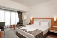메르지아 호텔 & 리조트 Camcıoğlu Beach 주변 호텔