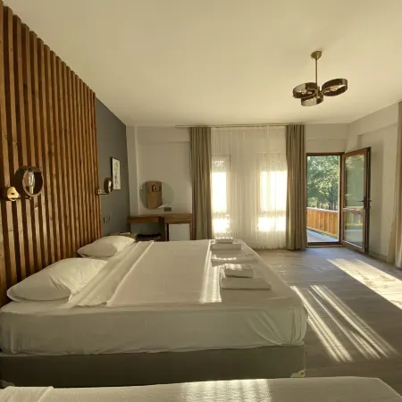 Elyada Otel ve Bağ Evi 8 Yaş Üstü
