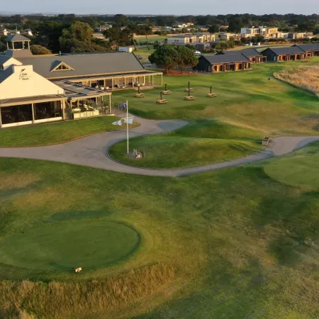13th Beach Golf Lodges