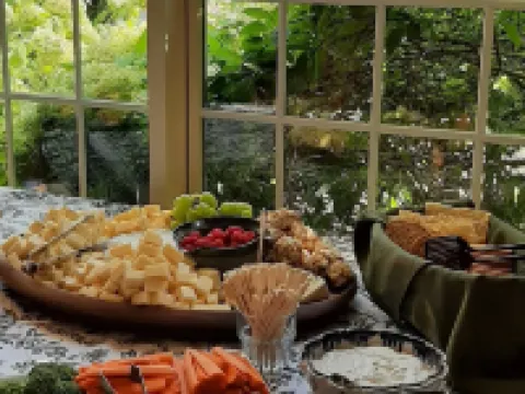 Strong House Inn Hotels in Addison County