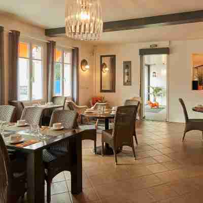 Hôtel / Résidence La Chaize Dining/Meeting Rooms