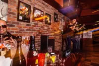 Ellis Island Hotel Casino & Brewery - Bares