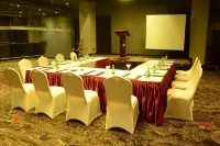 Premier Hotel - parking
