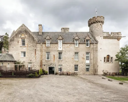 Tulloch Castle Hotel ‘A Bespoke Hotel’ Dingwall otelleri