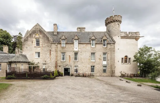 塔洛克城堡酒店