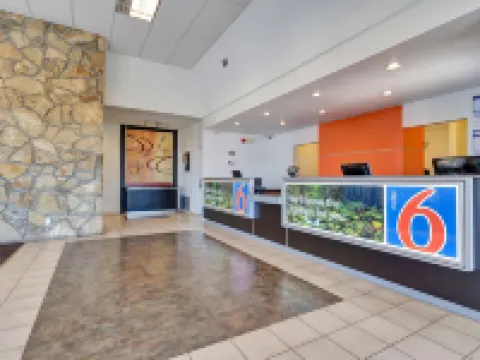 Motel 6 Belmont, CA - San Francisco - Redwood City Hotels in Belmont