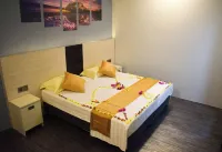 Dhiffushi Tourist Hotel