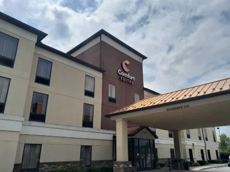 Comfort Suites