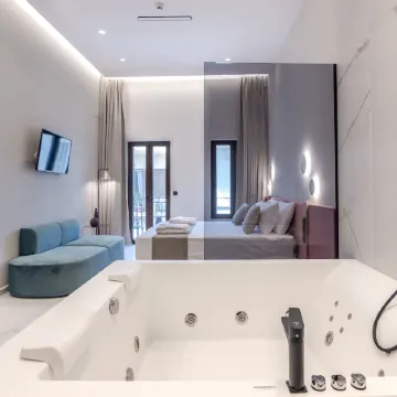 Omma Suites