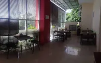 D'Wantys Hotel Hotels in Central Ternate