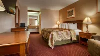 Super 8 by Wyndham McGehee