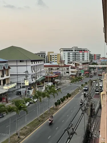 รูปภาพของมิสเตอร์ แม็คส์ เพลส