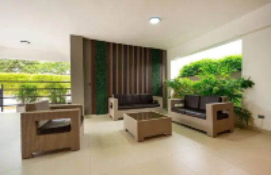 夢想住宿 - 游泳池和健身房 - 距機場和霍姆斯10分鐘