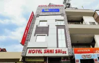 FabHotel Shri Sai DX - Nr Adarsh Nagar Metro