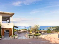 Hôtel & Spa A Cala - Suites Piscines privées - Adults Only Hotels in Conca