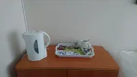 Tiny Single Shared Bathroom Room Ssbyr