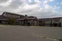 Madelia Hotel & Suites Hotels in Lake Crystal