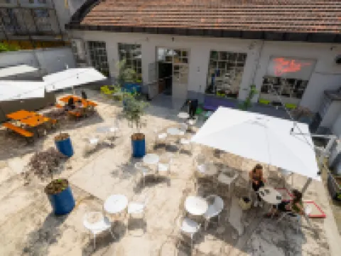 ボヴィーザ アーバン ガーデン ミラノのホテル