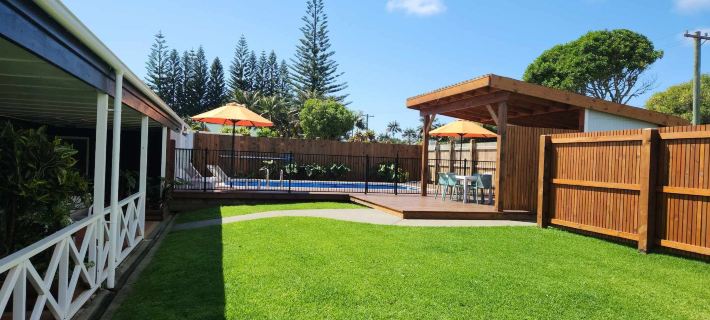 Polynesian Norfolk Island Hotels in Burnt Pine