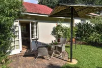 Rockfig Cottage for 2 People with Wonderful Private Terrace in Garden!