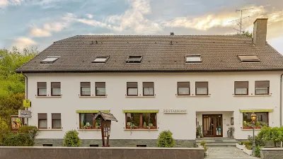 Hostellerie Val Fleuri Hotels in Scheidgen
