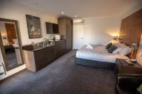 Best Western Plus Goulburn Hotel dekat Goulburn Historic Waterworks