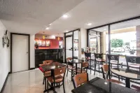 エコノ ロッジ イン & スイーツ メンフィス イースト