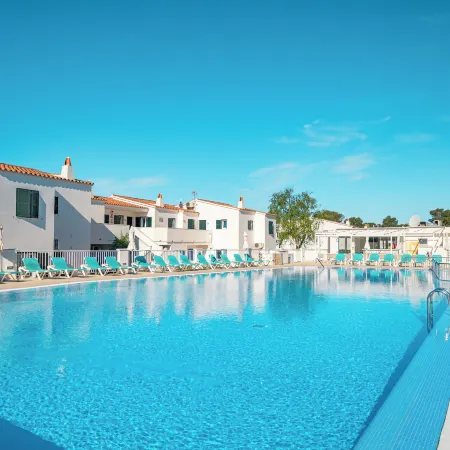 Seth Mestral & Llebeig