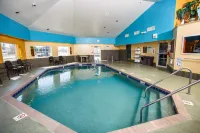 Hotel J Green Bay - Pools