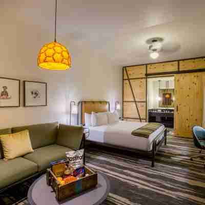 Cavalry Court, by Valencia Hotel Collection Rooms